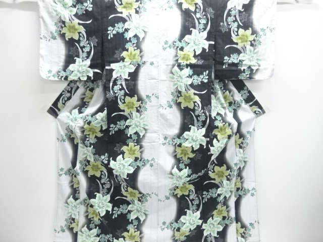 JAPANESE KIMONO / YUKATA / FLOWER